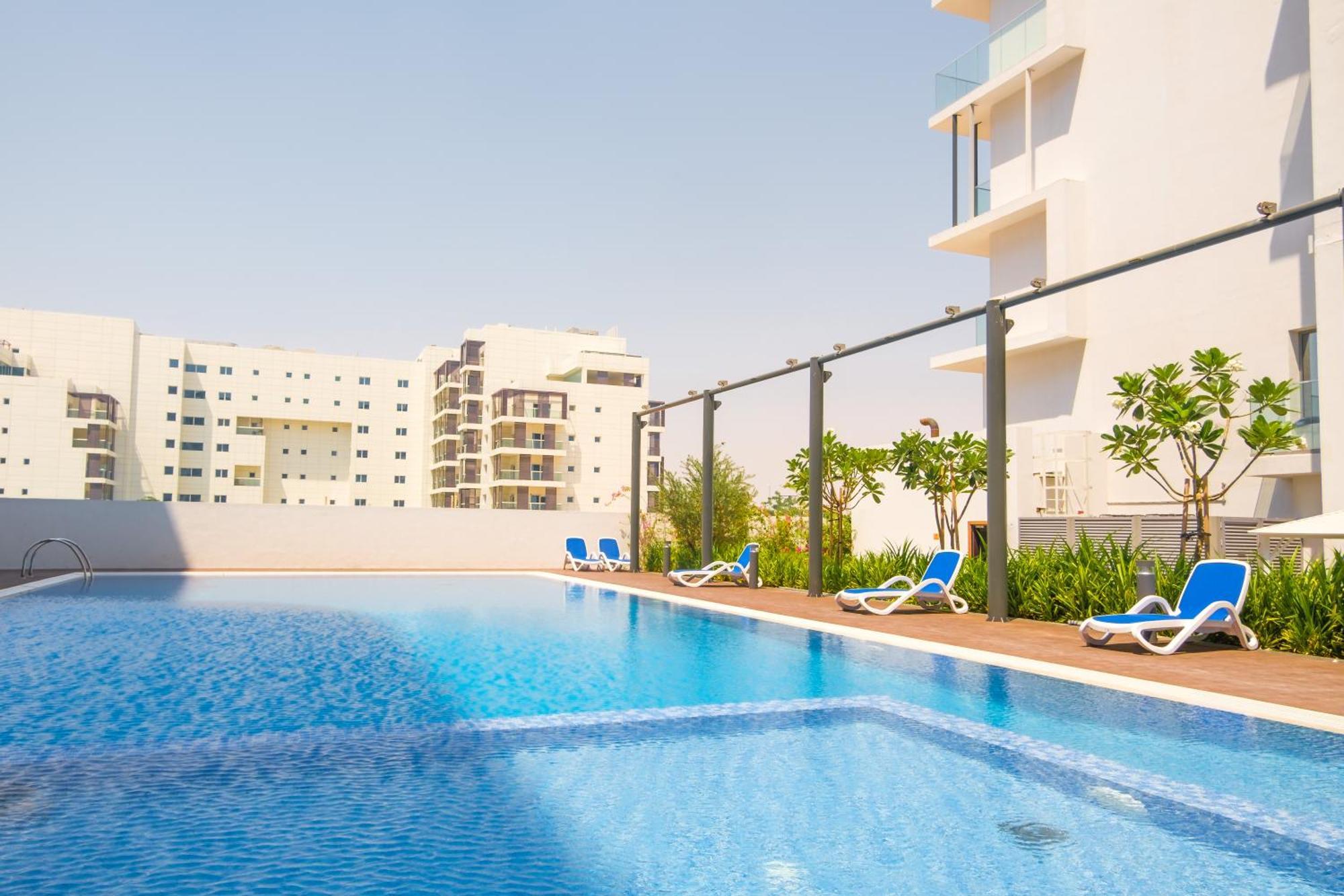 Industrial Chic Retreat Apartment Al Qurayyah Exterior photo